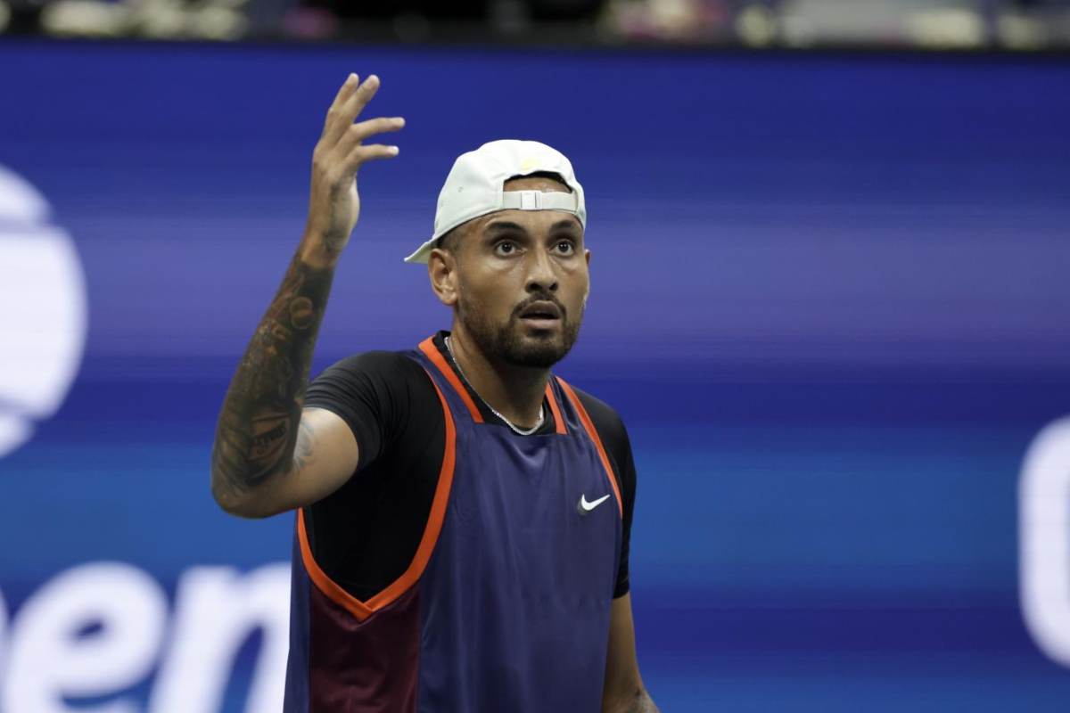 Nick Kyrgios "beccato" così in Chiesa