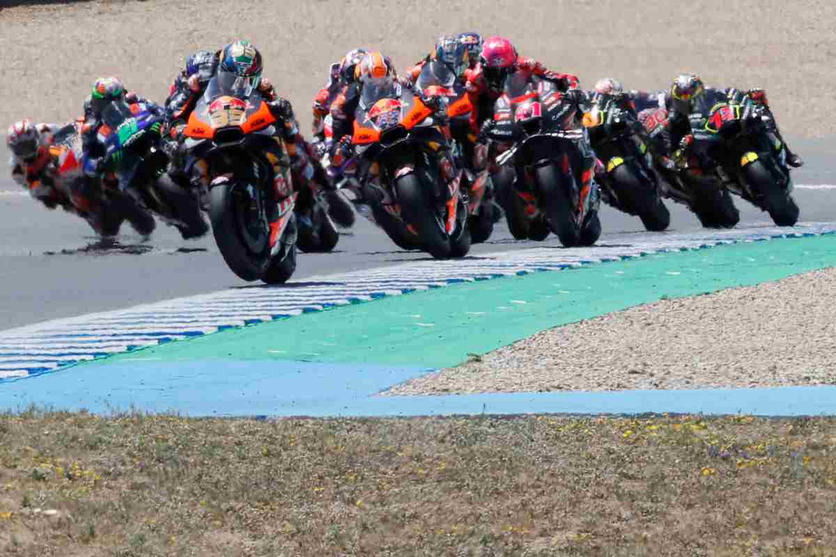 MotoGP, per il pilota sarà addio