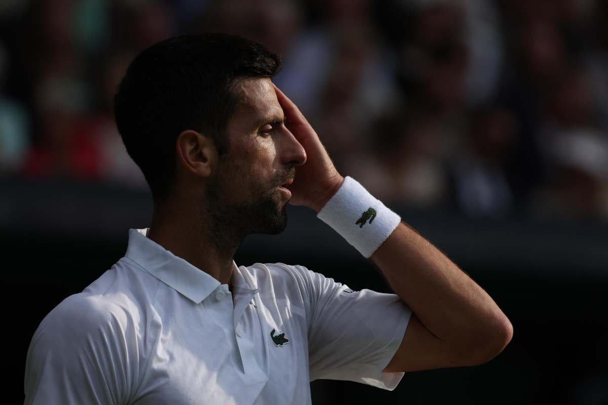 Djokovic multa Wimbledon racchetta rotta